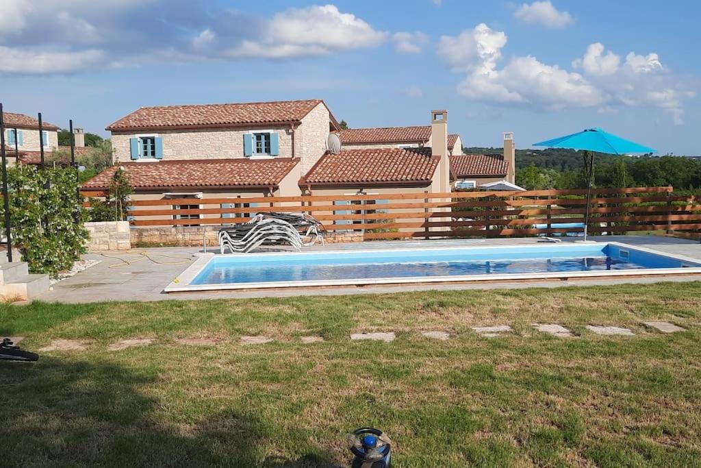 For 8 People, Pool + Sea View Villa *