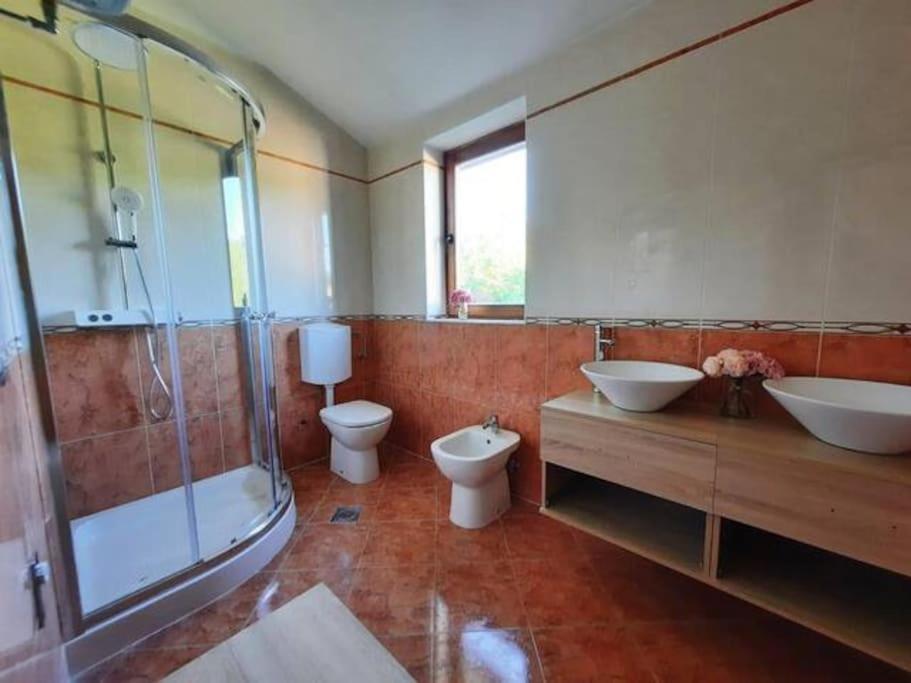 For 8 People, Pool + Sea View Villa *