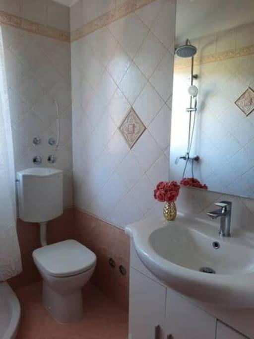 For 8 People, Pool + Sea View Villa